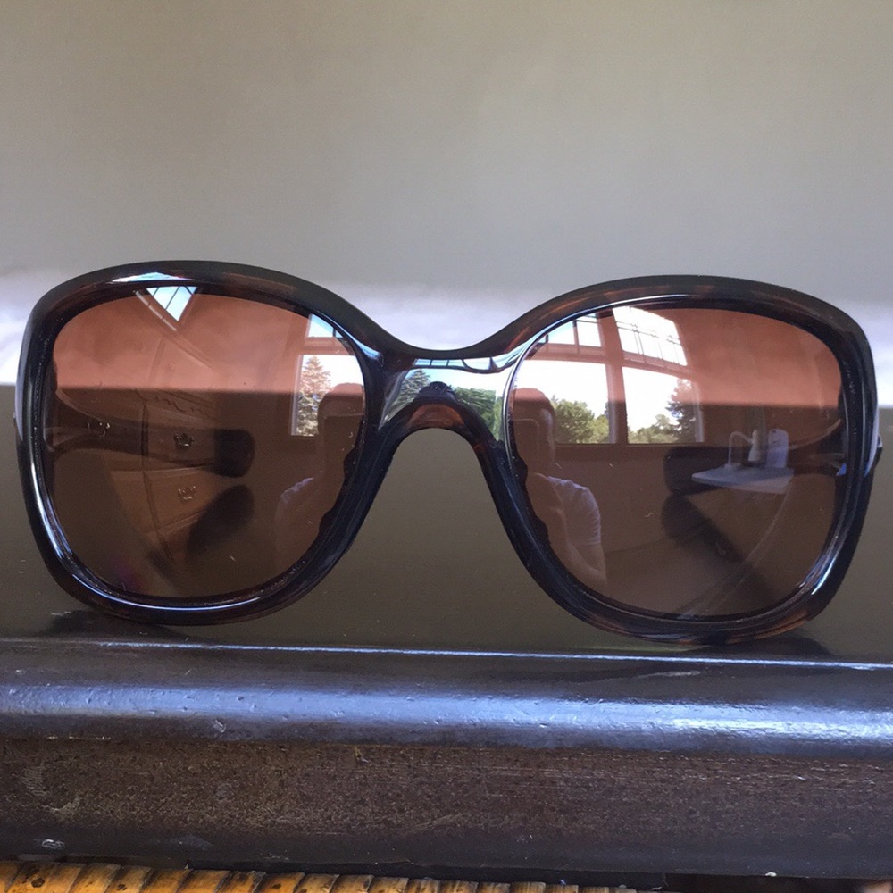 Oakley NECESSITY Sunglasses